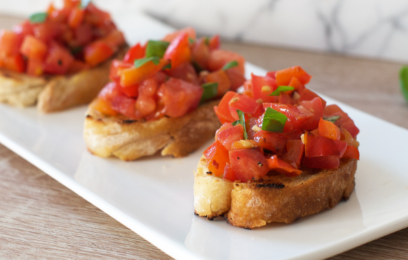 Tomato and Pepper Bruschetta with Balsamic Vinegar